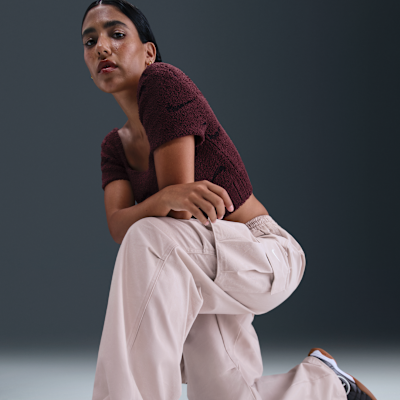 Nike Sportswear Women's Mid-Rise Oversized Woven Cargo Trousers
