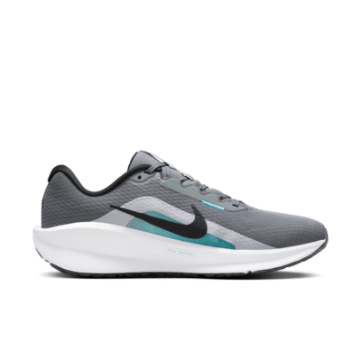 Tenis de correr en pavimento para hombre Nike Downshifter 13