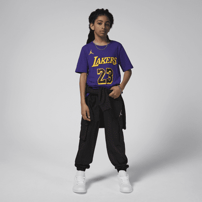 LeBron James Los Angeles Lakers Statement Edition Older Kids' Jordan NBA T-Shirt