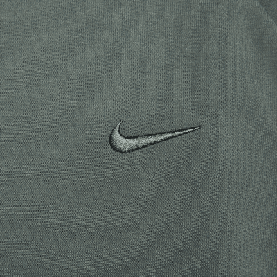 Sudadera con gorro versátil Dri-FIT UV de cierre completo para hombre Nike Primary