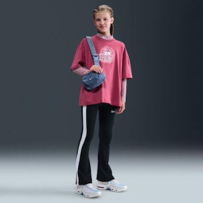 Nike Sportswear Big Kid's (Girls') T-Shirt