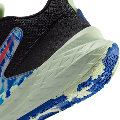 Nike Team Hustle D 12 Big Kids' Basketball Shoes