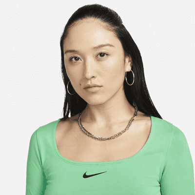 Nike Sportswear Women's Long-Sleeve Crop Top. Nike CH