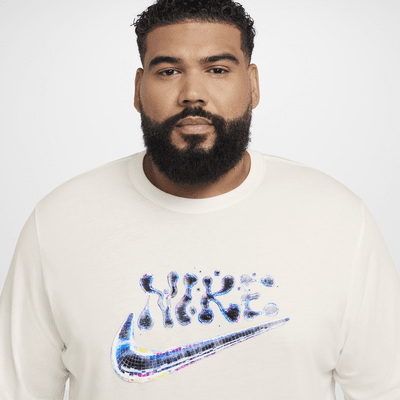 Nike Sportswear Club Long-Sleeve T-Shirt