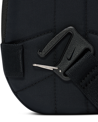 Nike Sportswear Commute