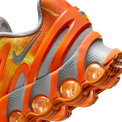 ナイキ エア マックス Dn8 x パレス メンズシューズ