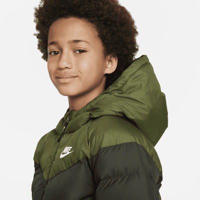 Nike Sportswear Older Kids' Synthetic-Fill Hooded Jacket. Nike AE