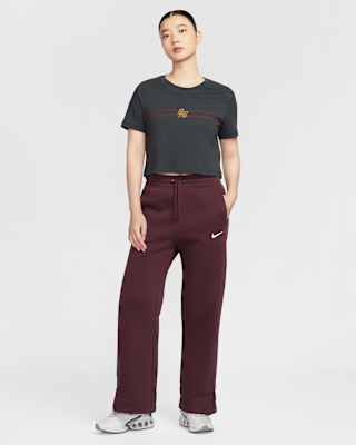 Nike Sportswear Club