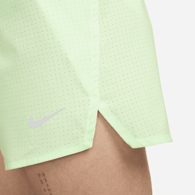 Nike Fast Pantalons curts de running de 8 cm amb eslip integrat Dri-FIT - Home