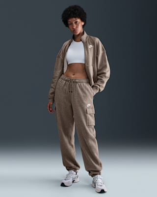 Женские  Nike Sportswear Club Fleece Mid-Rise Oversized Cargo Sweatpants