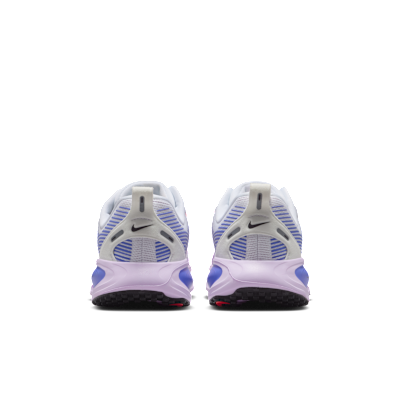 Nike Vomero 18 Straßenlaufschuh (ältere Kinder)