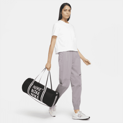 กระเป๋า Duffel Nike Heritage (30 ล.)