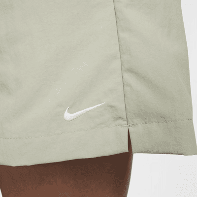 Shorts de tiro medio de 13 cm para mujer Nike Sportswear Everything Wovens