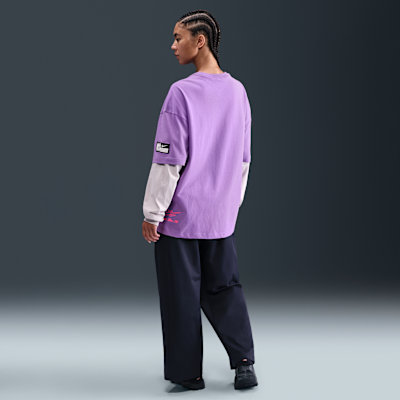 Nike Sportswear Women's Oversized Graphic T-Shirt
