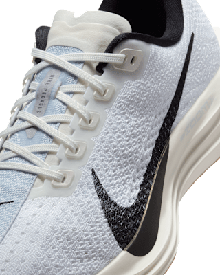 Nike Pegasus Plus