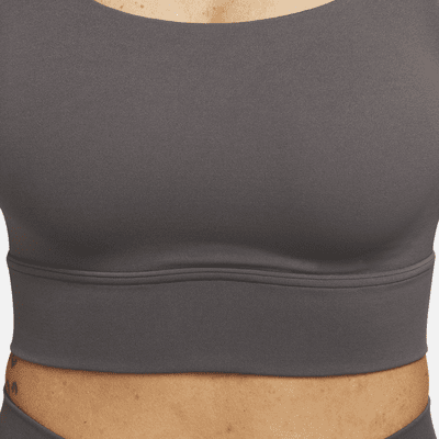 Bra deportivo de media sujeción de corte largo con almohadillas para mujer Nike Zenvy