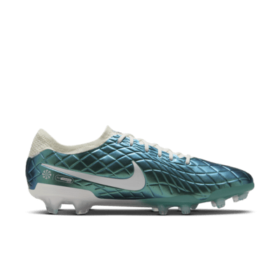 Chaussure de foot basse à crampons pour terrain sec Nike Tiempo Emerald Legend 10 Elite