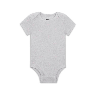 Paquete de tres bodys para bebé (0-9 M) Nike Baby Essentials