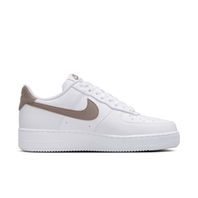 Nike Air Force 1 '07 SE Suede Damenschuh