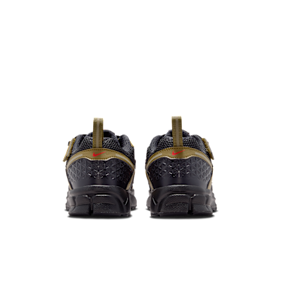 Nike Vomero 5 Little Kids' Shoes with Reflective Accents