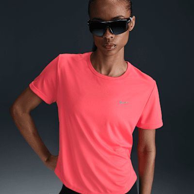 Nike Tempo Dri-FIT kortermet løpeoverdel til dame