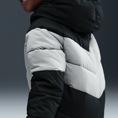 Chamarra acolchada con gorro y diseño de chevrón infantil Nike