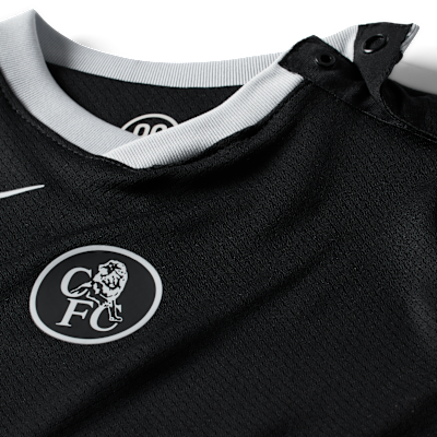 Chelsea F.C. 2025/26 Stadium Third Baby/Toddler Nike Total 90 Football Replica 3-Piece Kit