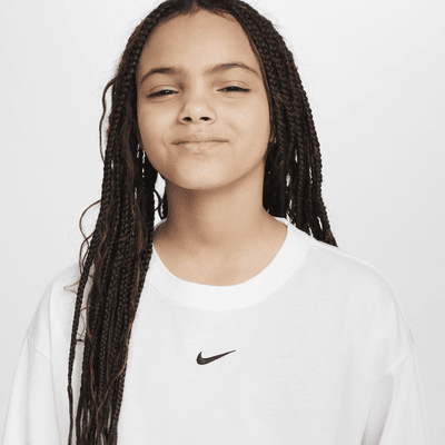 Playera de manga larga para niña talla grande Nike Sportswear Essential