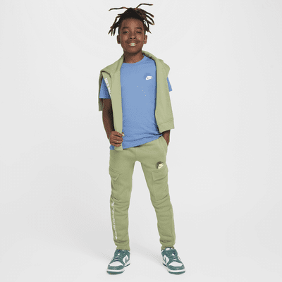 Nike Sportswear Standard Issue Camiseta con estampado - Niño