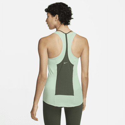 Nike Yoga Dri-FIT Luxe Camiseta de tirantes de tela de canalé para mujer