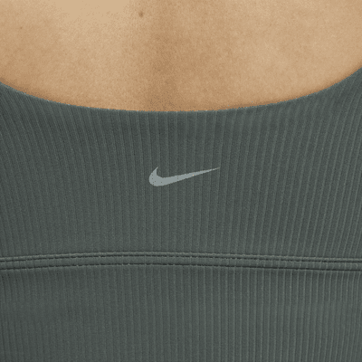 Nike Zenvy 羅紋女款輕度支撐型襯墊長版運動內衣