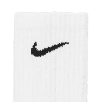 Nike Everyday Cushioned Training Crew Socks (6 Pairs).