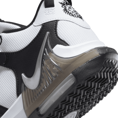 LeBron Witness 7 Older Kids' Basketball Shoes