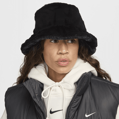 Nike Apex Bucket Hat aus Kunstfell