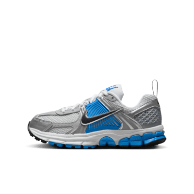 Tenis para niños grandes Nike Vomero 5