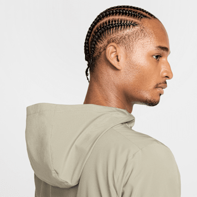 Nike Form Chamarra con gorro Dri-FIT para hombre