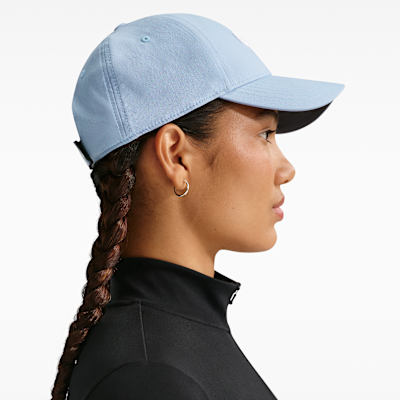 Nike Dri-FIT Club Structured Swoosh Cap