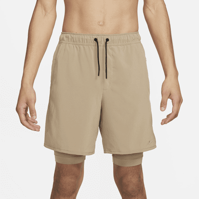 Shorts versátiles Dri-FIT de 18 cm 2 en 1 para hombre Nike Unlimited