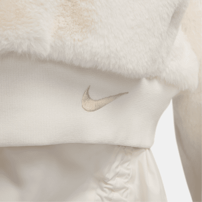 Nike Sportswear vendbar bombejakke med fuskepels til dame