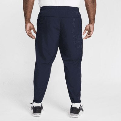 Pants Dri-FIT entallados versátiles para hombre Nike Form