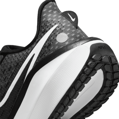 Tenis de correr en pavimento para mujer Nike Vomero 17