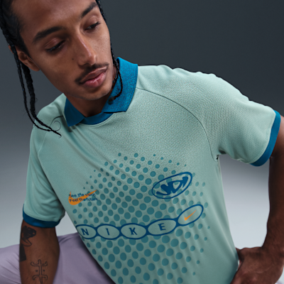 Nike Sportswear Men's Top