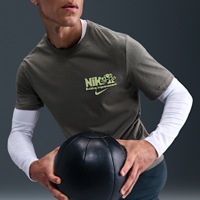 Nike Men's T-Shirt
