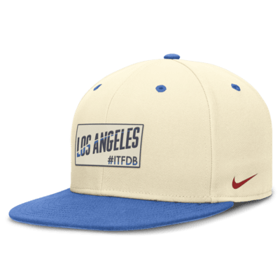 Gorra Nike Dri-FIT de la MLB ajustada para hombre Los Angeles Dodgers City Connect True