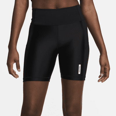 Shorts de ciclismo de 18 cm y tiro medio para mujer Nike Pro