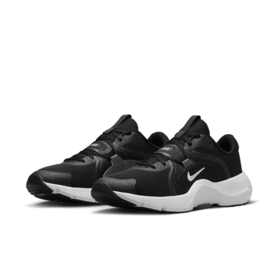 women's nike in season tr 8