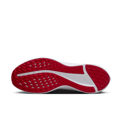 Tenis de correr en pavimento para hombre Nike Quest 5