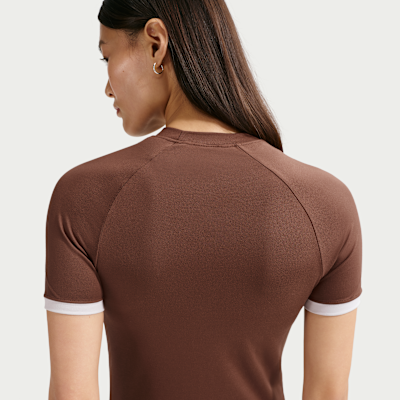 Nike Sportswear Women's Slim Short-Sleeve Top
