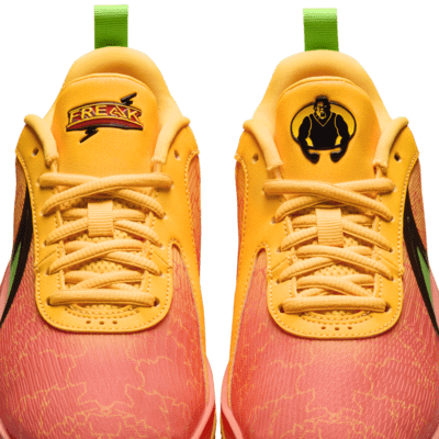 Giannis Freak 6 大童籃球鞋