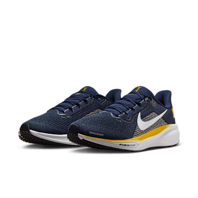 Michigan Pegasus 41 Men's Nike College Road Running Shoes